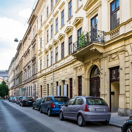 Apartment Blue Peace Downtown Budapest